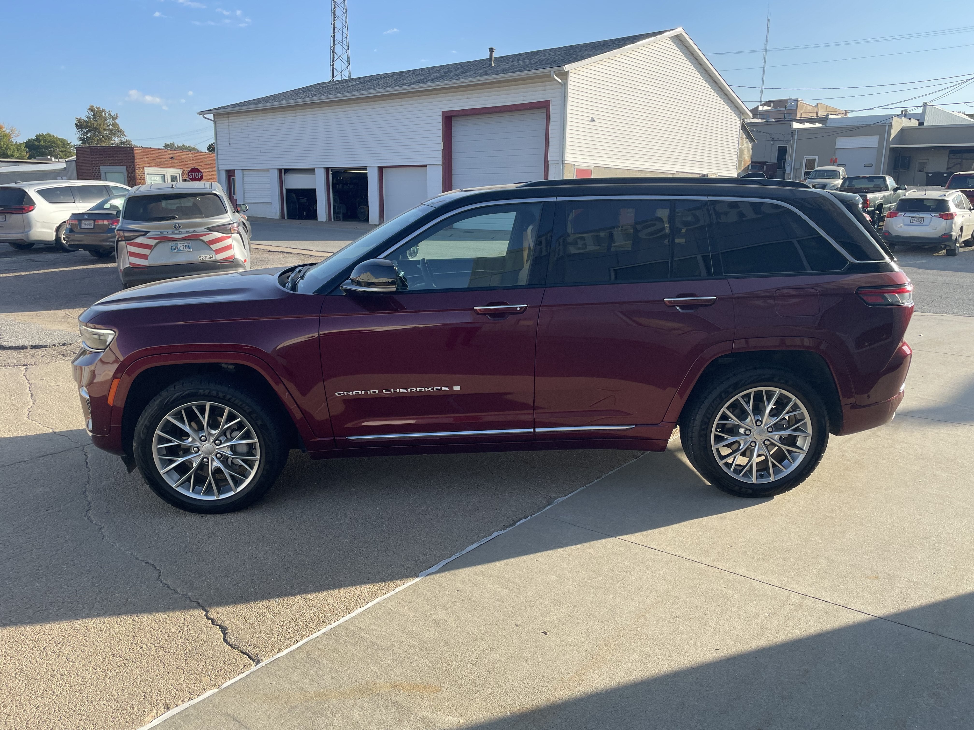 2024 Jeep Grand Cherokee Summit 4x4