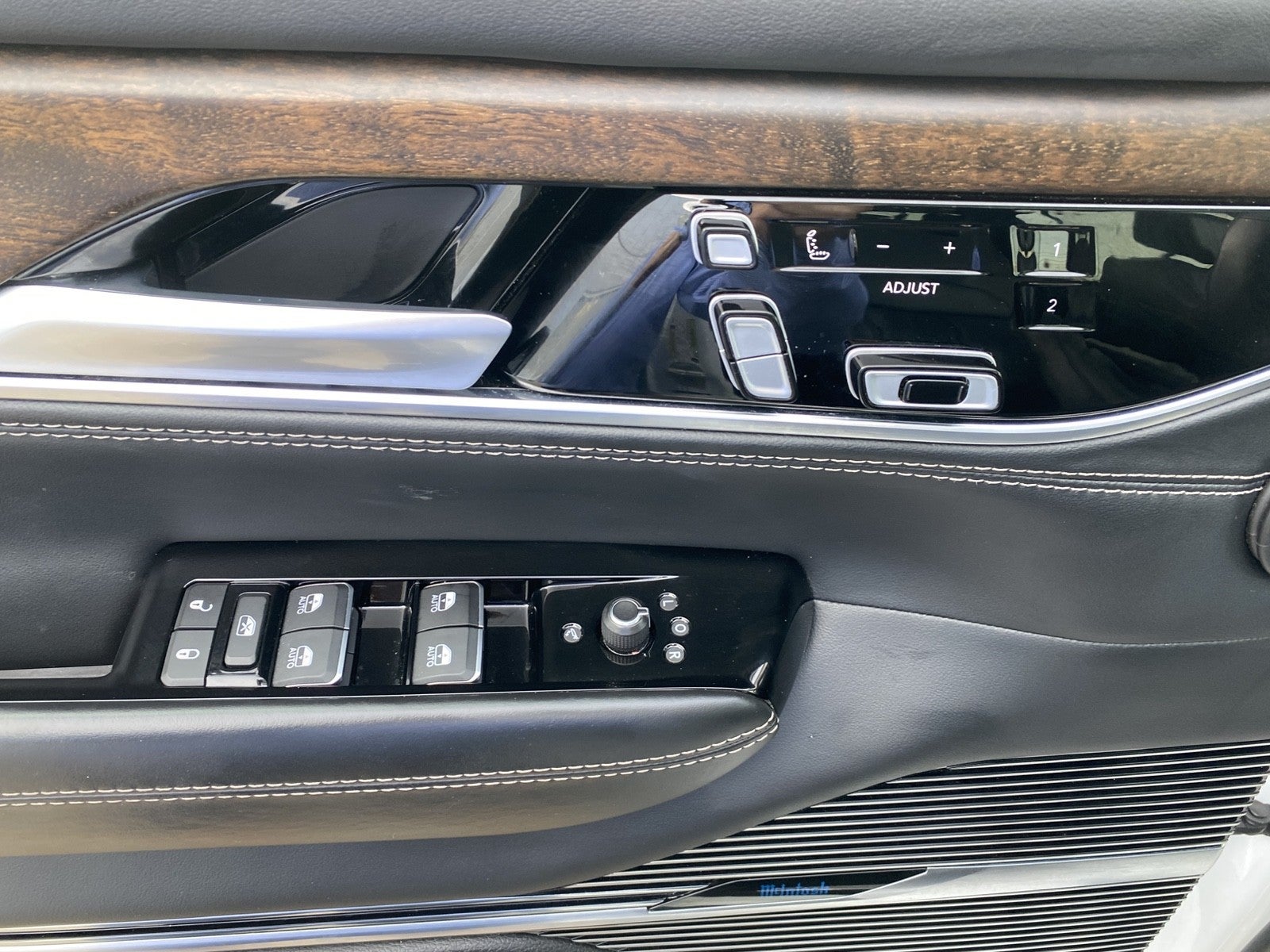 2024 Jeep Grand Wagoneer L 4x4