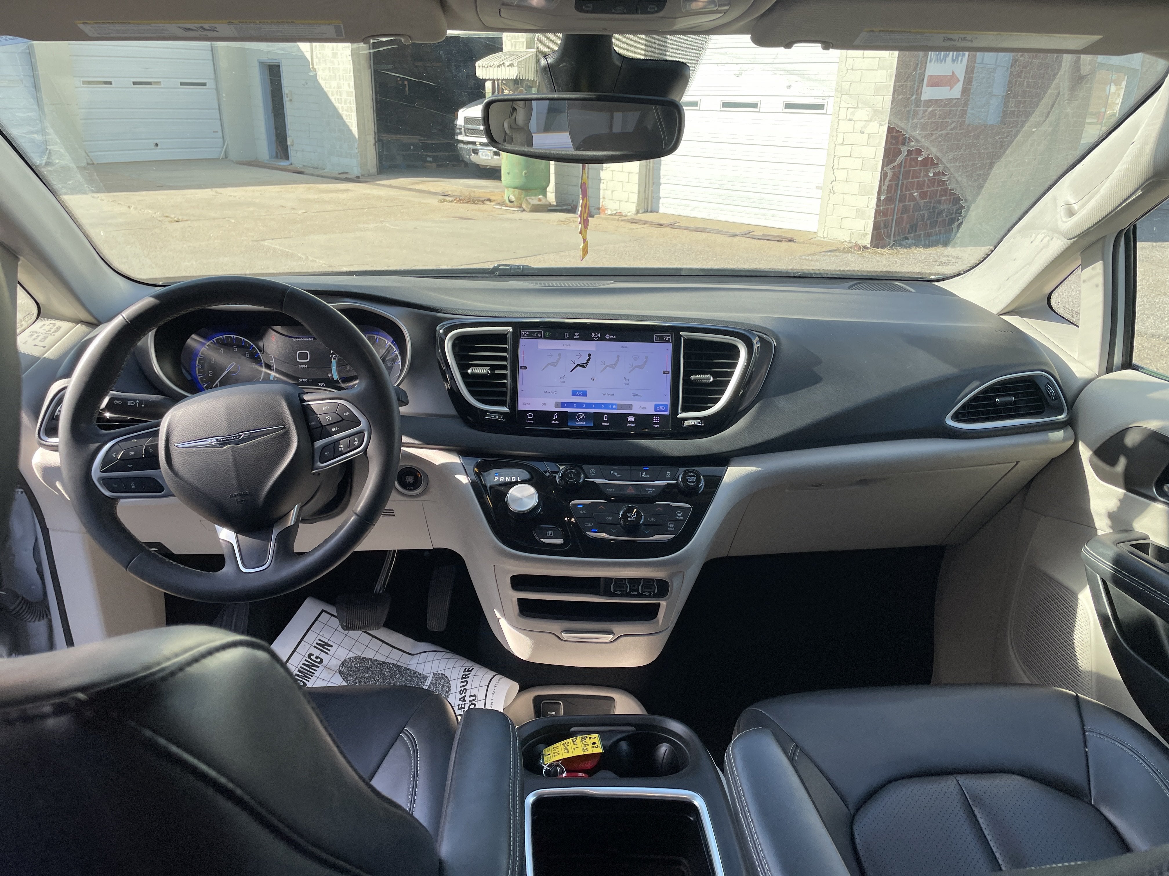 2023 Chrysler Pacifica Touring L