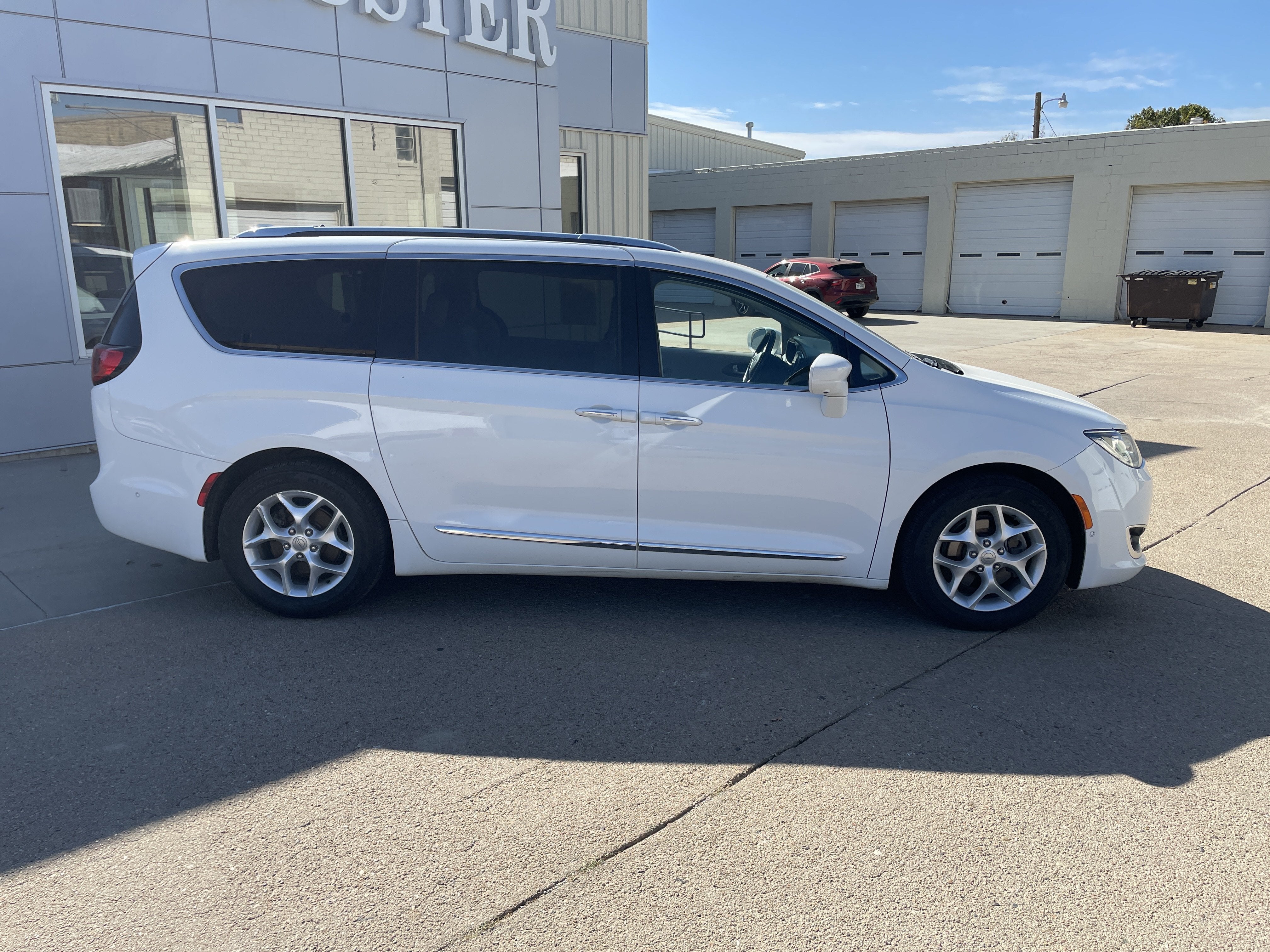 2018 Chrysler Pacifica Touring L